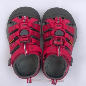 Kids Keen Sandals NWOT